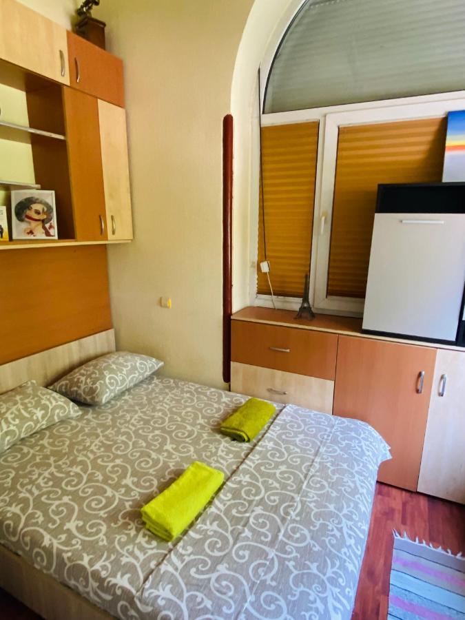 Central 2 Bedrooms Apartment Brasov Luaran gambar